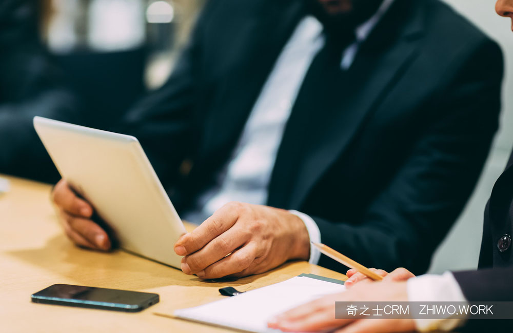 如何有效地利用CRM系統，以便添加客戶并提升客戶關系管理