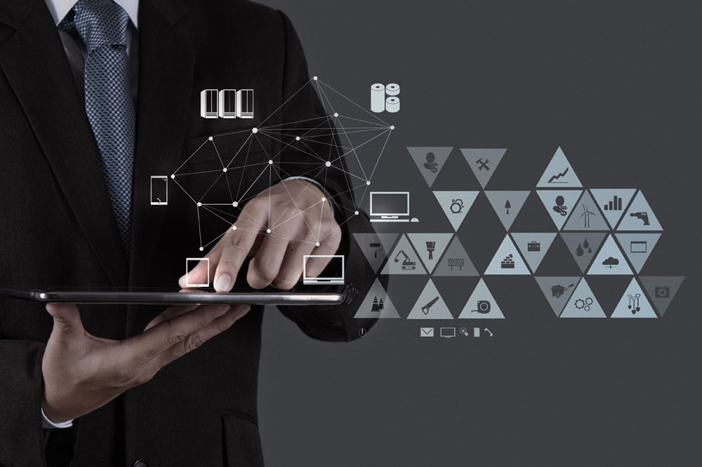 ֮ʿСI(y)CRM͑ϵy(tng)